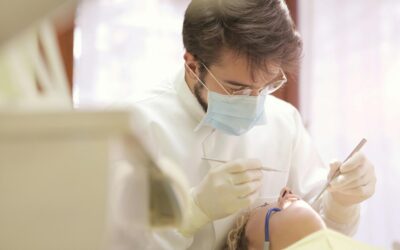 CONOCIENDO MÁS SOBRE LA PERIODONTITIS